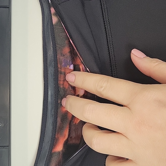 Lululemon Cropped Capri Yoga Leggings Women Size 4 Floral Low Rise - Picture 7 of 10